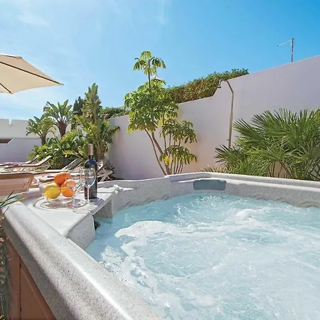Villa Puerto Del Carmen Sleeps 6 Wifi Puerto del Carmen (Lanzarote)